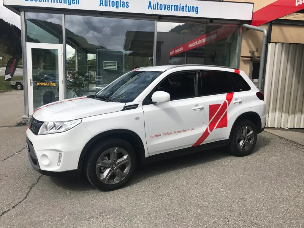Einblick – Garage Carrosserie Autospritzwerk Pino AG